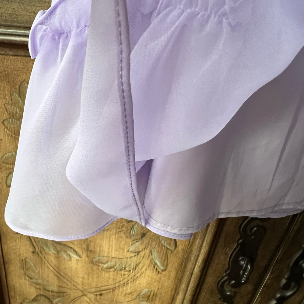 Likely NWT Women’s Sleeveless Pastel Lavender Ruffle Hem Blouse Sz 6 - Picture 10 of 14